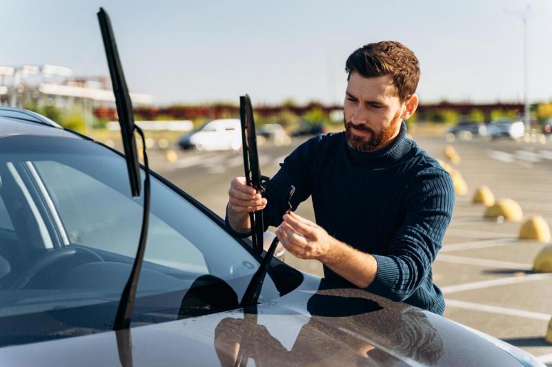 Como Escolher Vidro para Automóveis que Proporciona Segurança e Estilo